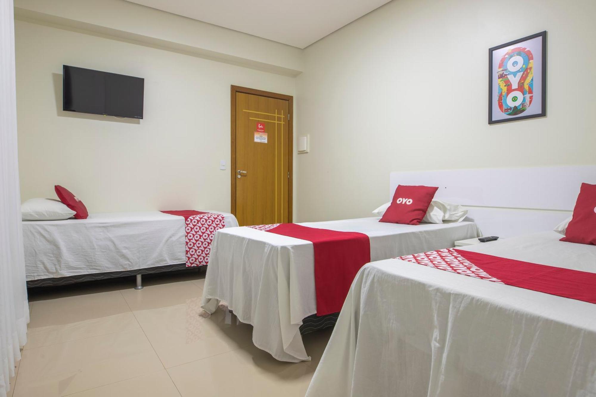 Oyo Tropical Confort Hotel, Brasilia Sao Sebastiao  Ngoại thất bức ảnh