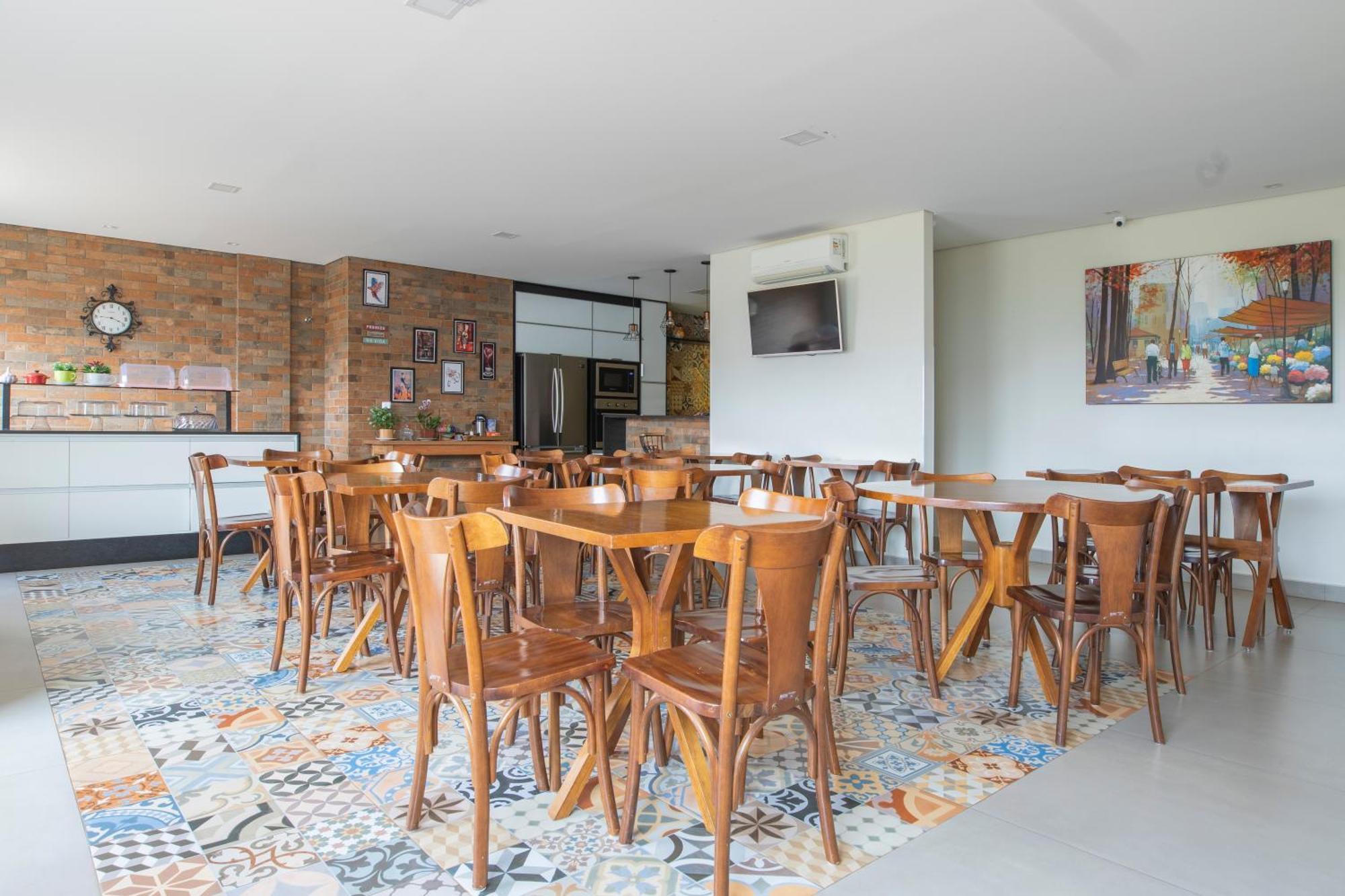 Oyo Tropical Confort Hotel, Brasilia Sao Sebastiao  Ngoại thất bức ảnh